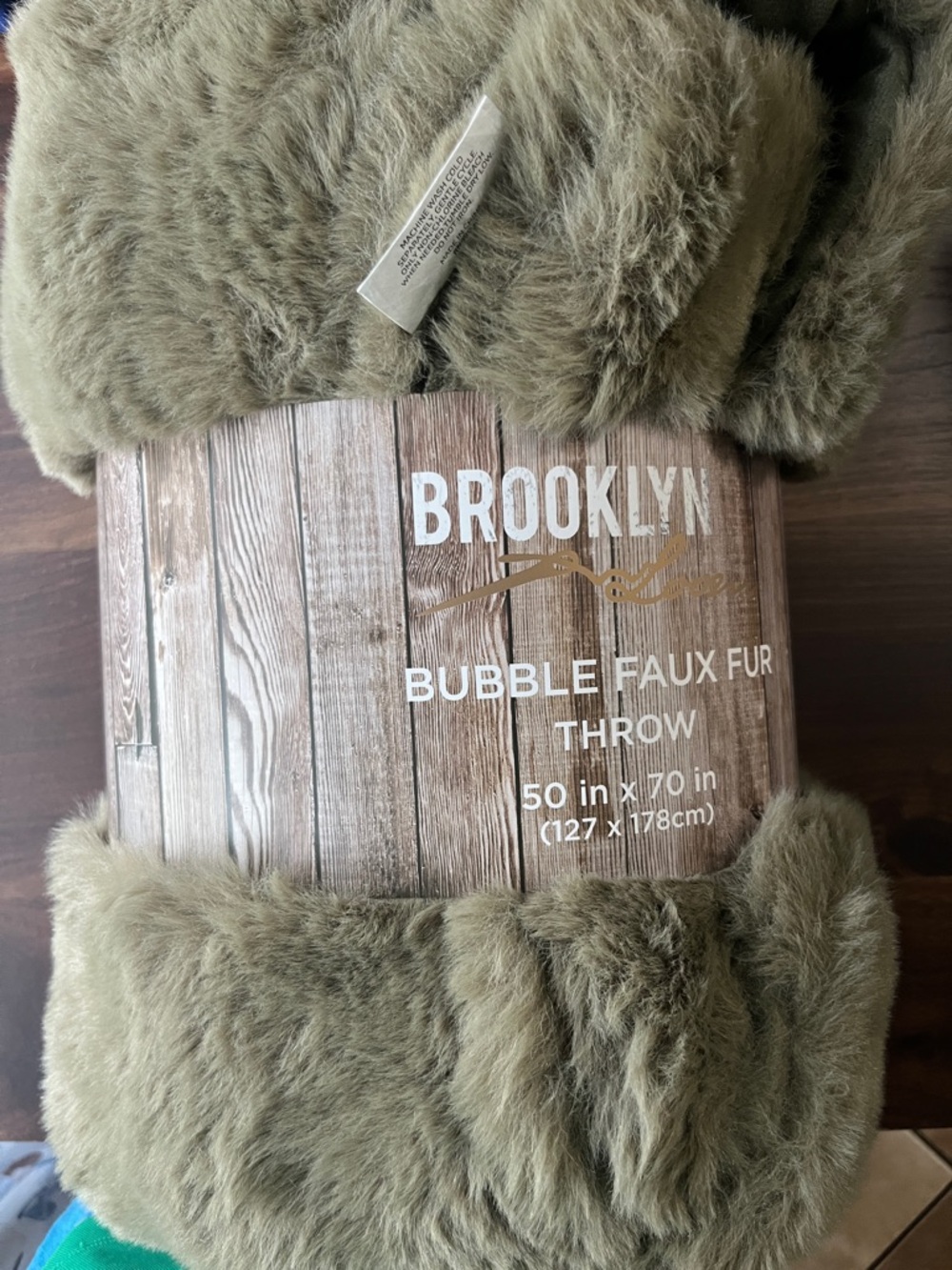 Bubble Faux Fur Throw - Olive Green